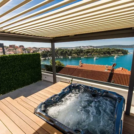 Royal * Trogir