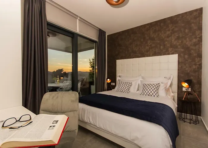 Royal * トロギール