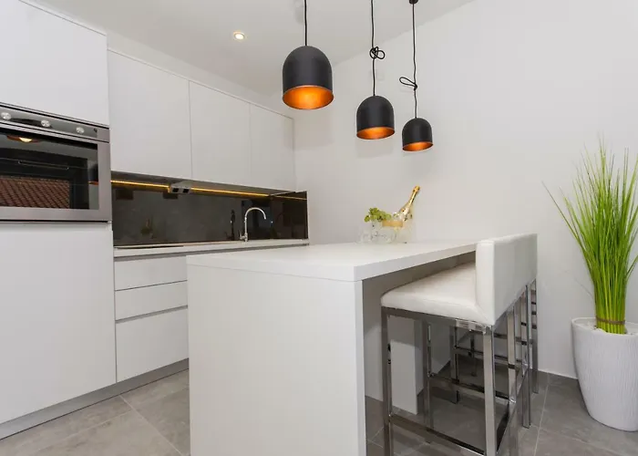 Royal トロギール